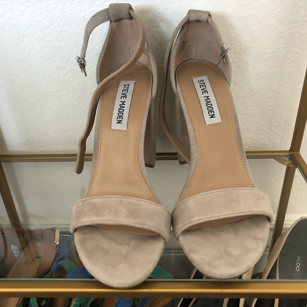 Steve Madden Beige Suede Block Heel Sandals